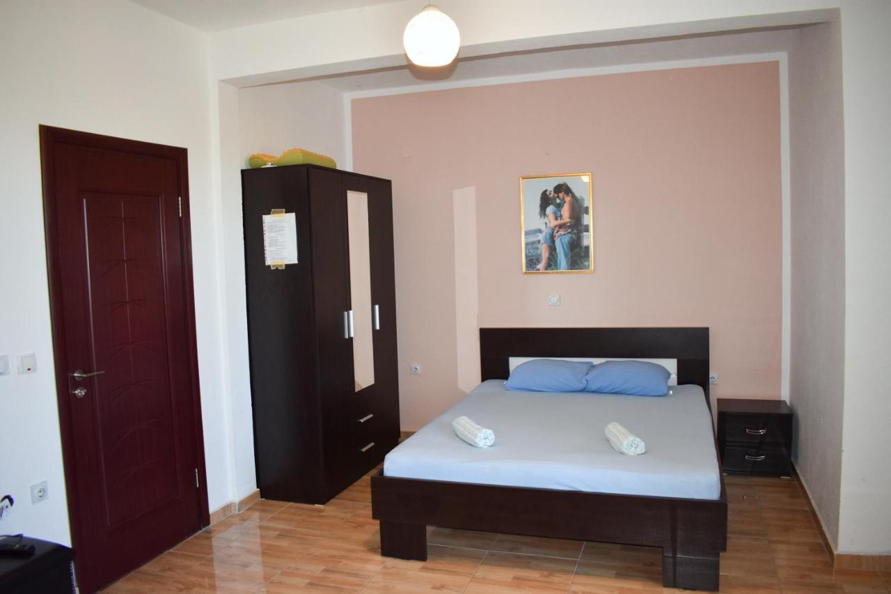 Apartments Murati 울친 외부 사진