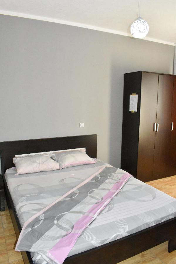 Apartments Murati 울친 외부 사진